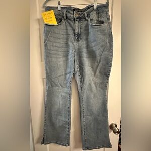 Judy Blue Slim Slit Hem Bootcut (18W)